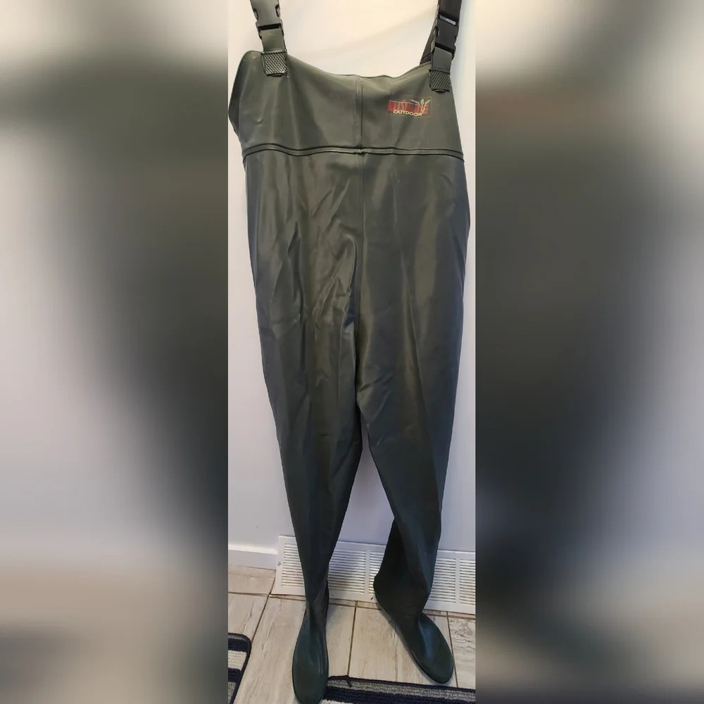 Bushline Outdoor Fishing PVC Chest Waders US Size 10‎ Worn Once
